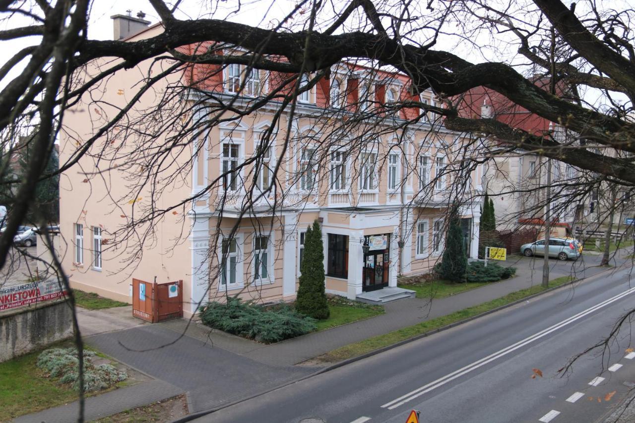 Hotel Polonia Chojnice Εξωτερικό φωτογραφία