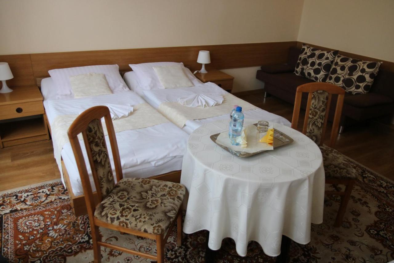 Hotel Polonia Chojnice Εξωτερικό φωτογραφία